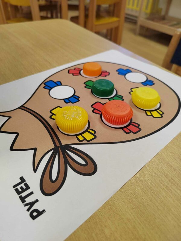 šablony na pet víčka