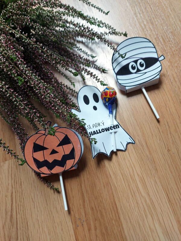 halloweenská lízátka