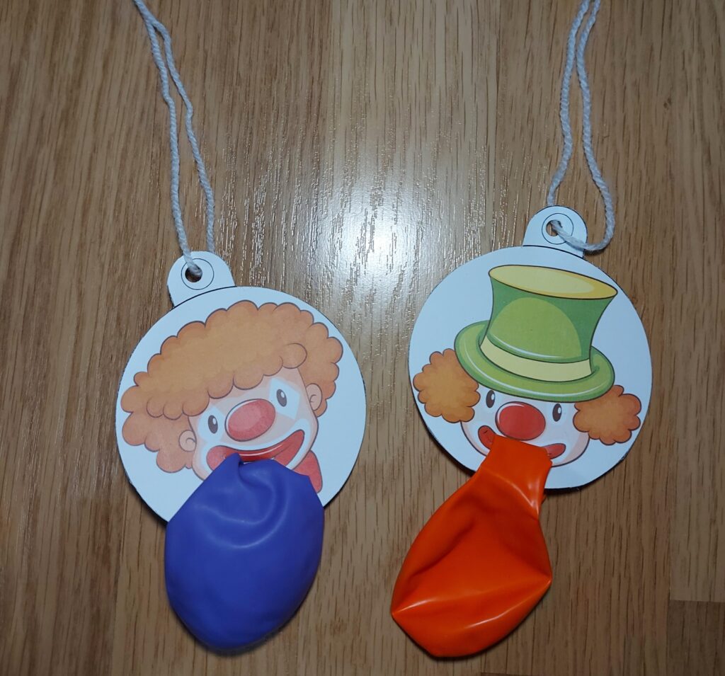 21 her a další karnevalové aktivity pro děti: Zábava plná smíchu a tvoření 8 originální karnevalové medaile pro děti